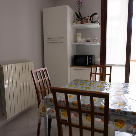 Casa Le Corti Apartment Ливорно Екстериор снимка