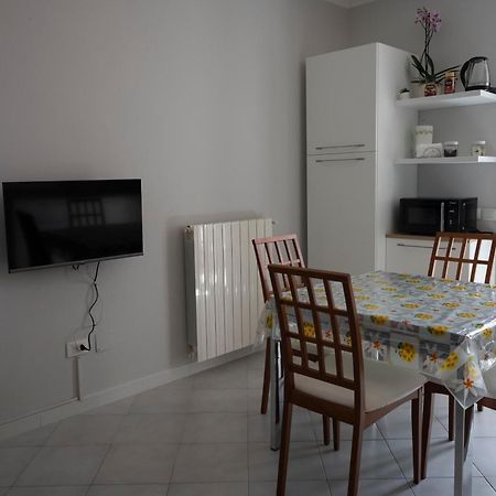 Casa Le Corti Apartment Ливорно Екстериор снимка